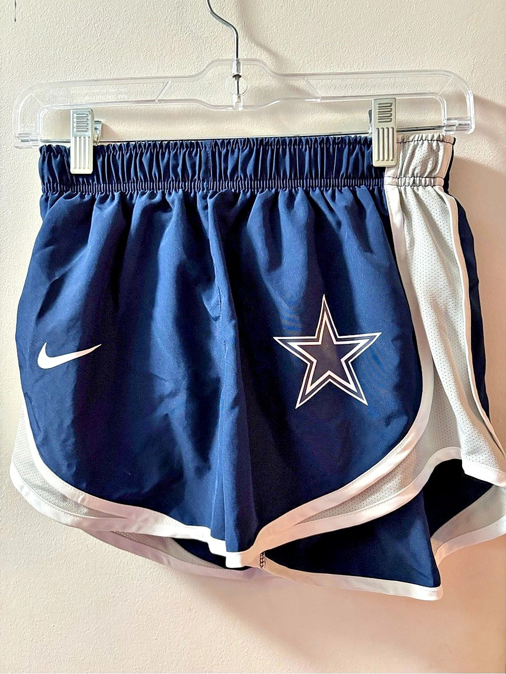 Nike NFL Team Apparel Dallas Cowboys Dri-FIT Shorts Athletic size XSmall